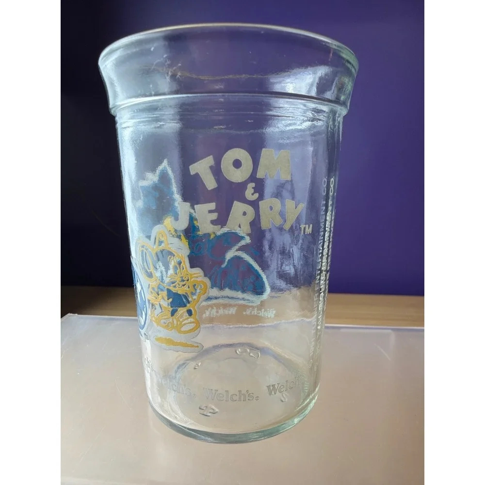 Vintage 1991 Tom & Jerry Welch's Glass Soccer Sports‎ Cartoon Glass